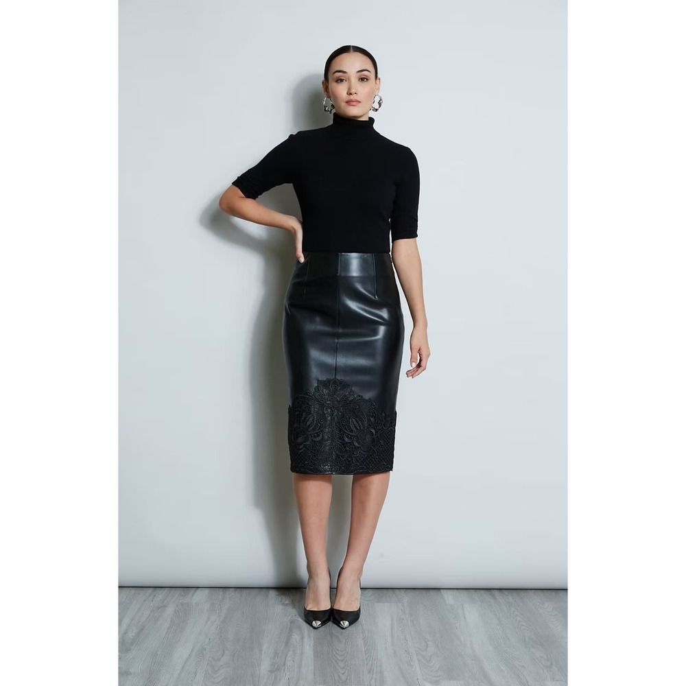 NWT Elie Tahari Vegan Leather Appliqué Skirt / Size 8 /Understated Elegance - Picture 2 of 5
